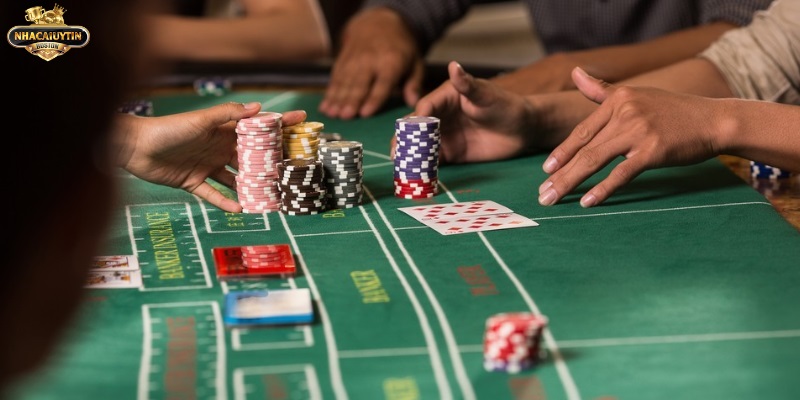 Anh em nên chọn đặt cược gấp thếp trong cách chơi Baccarat